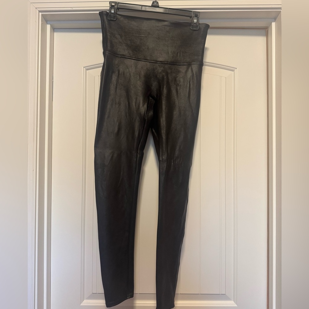 SPANX FAUX LEATHER LEGGINGS - XL